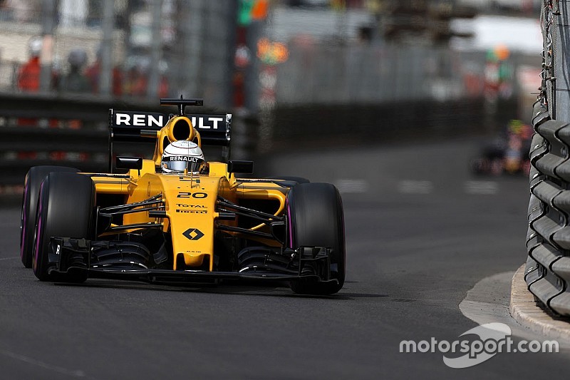 Magnussen: Renault aracı daha da kötüleşti