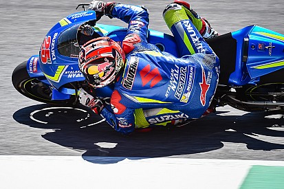 La Suzuki ha provato due nuovi telai nei test di Valencia
