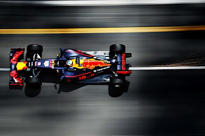 Ricciardo mantiene la promessa: è la prima pole a Monaco