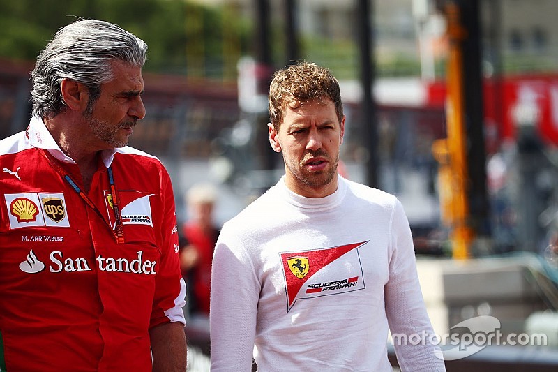 Gefrustreerde Vettel: "Kans op pole laten liggen"