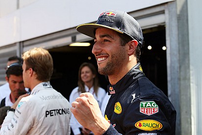 Horner celebra la vuelta "dinamita" de Ricciardo