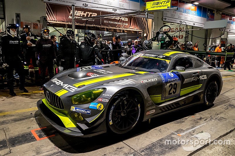 #29 AMG-Team HTP Motorsport, Mercedes-AMG GT3: Christian Vietoris, Marco Seefried, Christian Hohenad