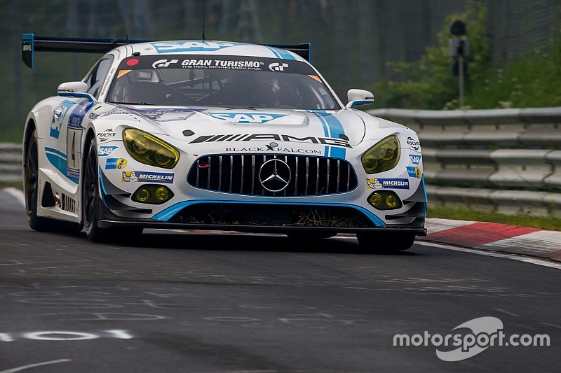 24u Nürburgring: Van der Zande verliest in slotronde overwinning aan merkgenoot