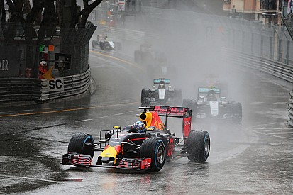 Ricciardo: “Estoy fastidiado y dolido"