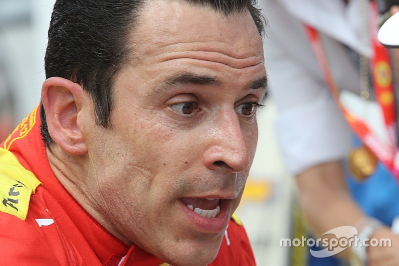 Castroneves não perdoa erro de Hildebrand: "ridículo"