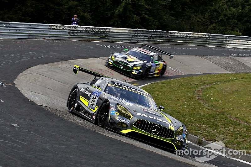 Rijders uit Benelux opnieuw succesvol in 24 uur Nürburgring-Nordschleife