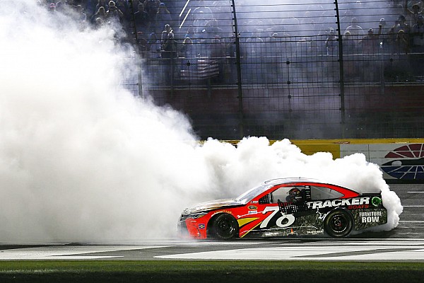 Truex Jr wint Coca-Cola 600 met record