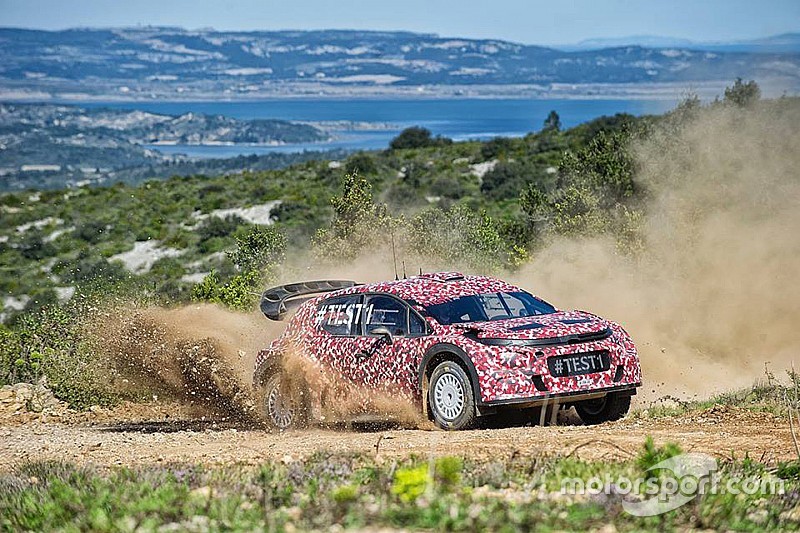 Kris Meeke teste la Citroën C3 WRC 2017