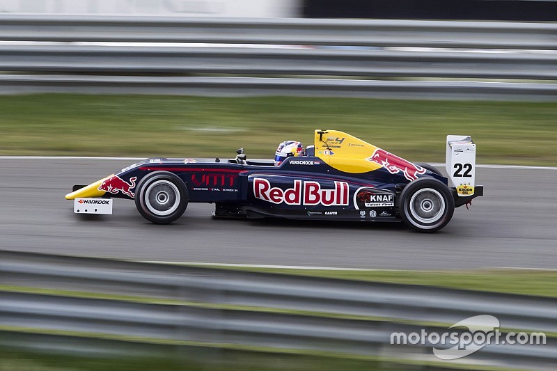 F4 NEZ Zandvoort: Verschoor en Opmeer op eerste rij