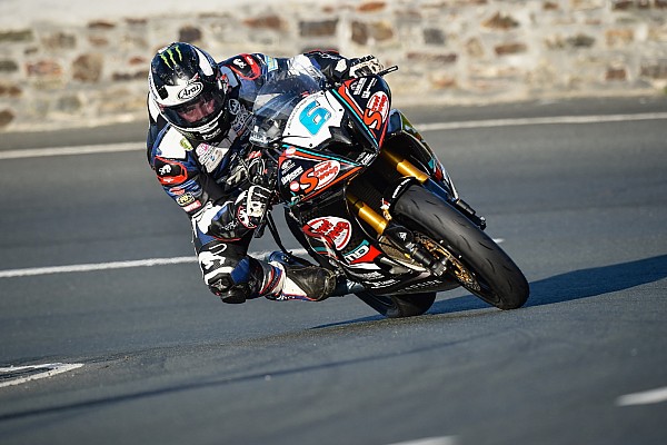 TT 2016, Supersport: Michael Dunlop squalificato!