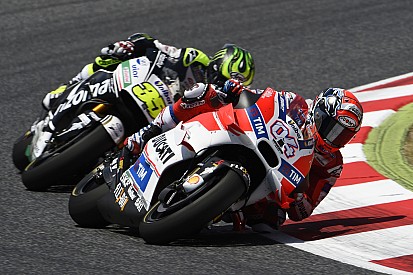 Dovizioso a connu un problème de pneu "anormal" en course