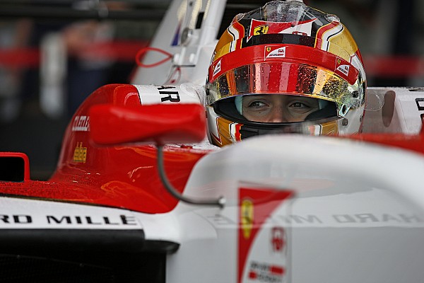 Leclerc domina el primer día de test de GP3 en Austria