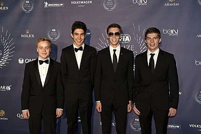 Helmut Marko kitálalt: a Verstappen és a Sainz közötti feszültség is közrejátszott a döntésben