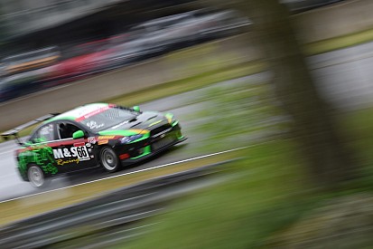 CTCC - Les pilotes affrontent des conditions difficiles à Calabogie