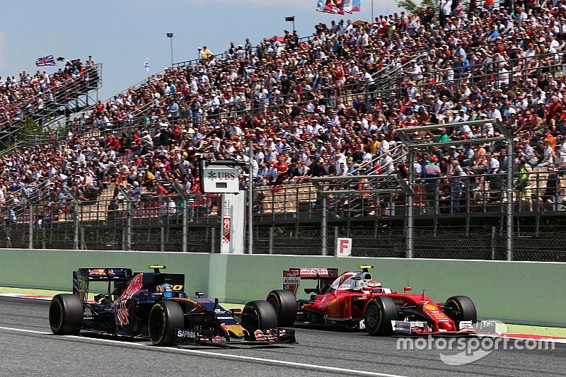 Prost - "Je mettrais Sainz à la place de Räikkönen"