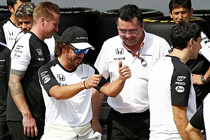 Sainz egy nap olyanná akar válni, mint Alonso – vagy talán még jobbá is!