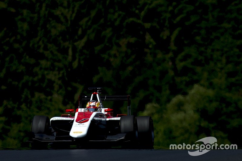 Leclerc al frente en el último día de pruebas en Austria