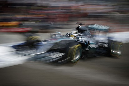A Mercedes Monzában lépéselőnyben van az ügyfeleihez képest!