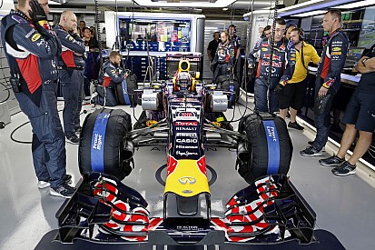 Ecclestone azt hitte, hogy a Red Bull és a Mercedes már rég megegyezett