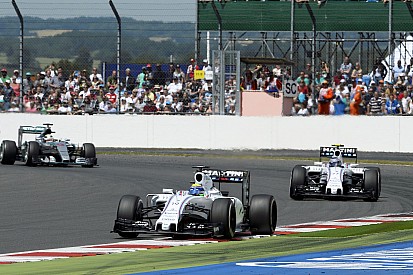 Massa: Két éve próbálunk rájönni, hogy a Williams miért lassabb esős körülmények között...