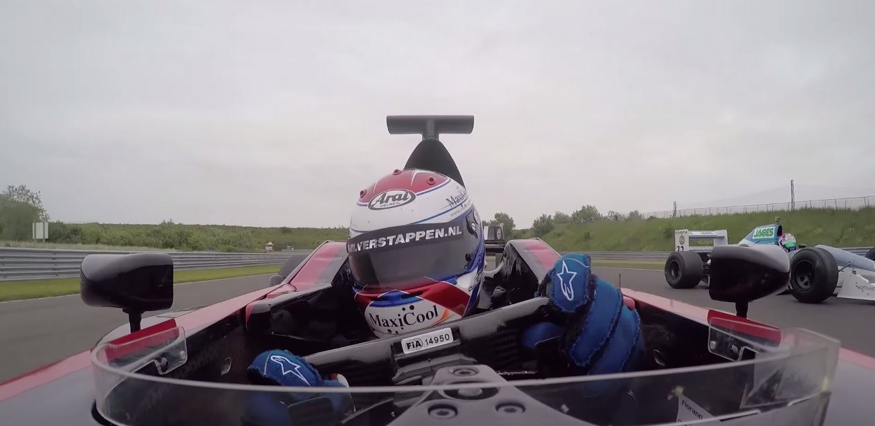 Egy F1-es videó, amitől kiráz a hideg: Minardi PS01 napjainkban