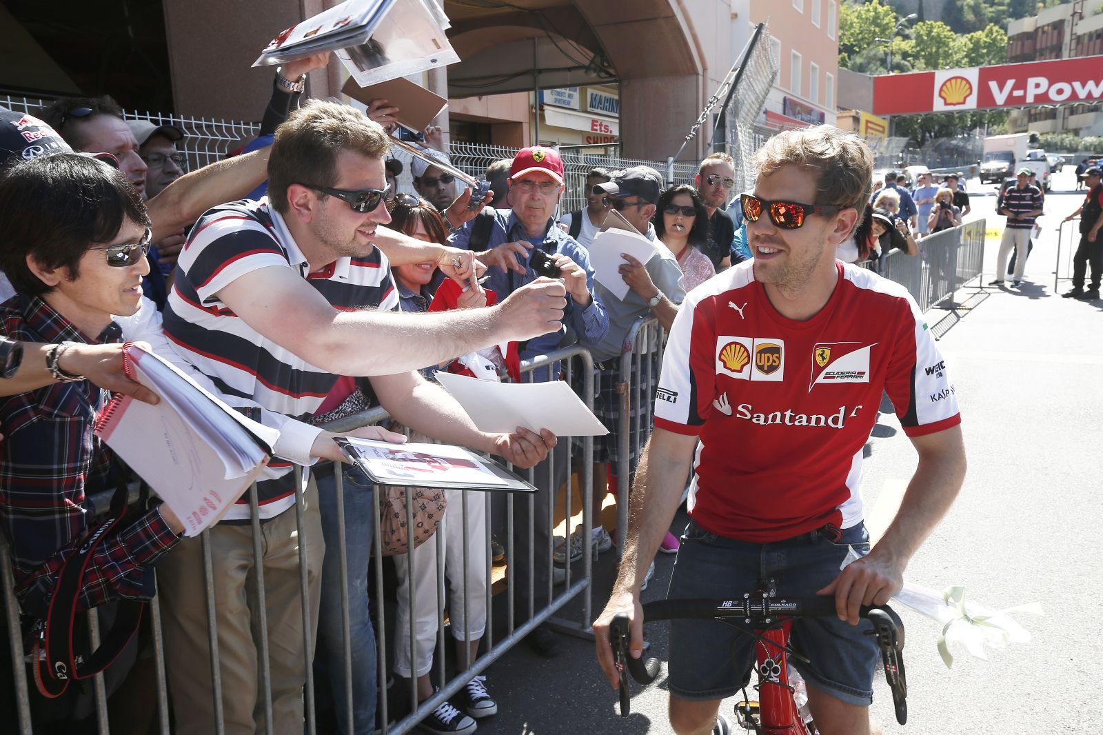 Vettel szerint a Ferrari erősebb lesz Monacóban annál, mint amit két hete láttunk