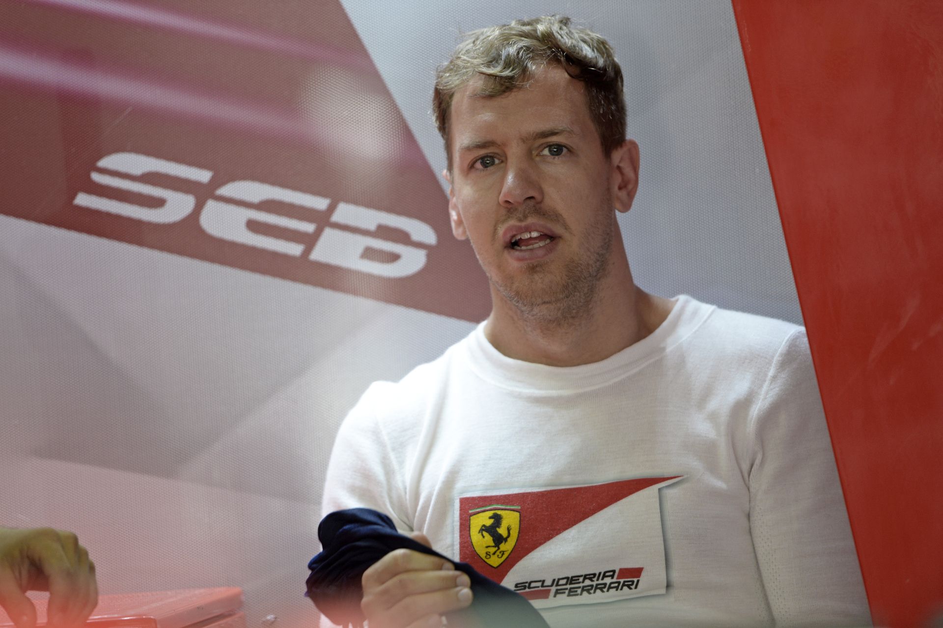 Vettel: Lehet, hogy közel vagyunk a Mercedeshez, de lehet, hogy nem