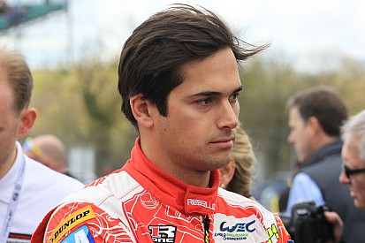 Após negativa na F3, Nelsinho reclama de atitude da FIA