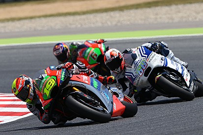 Aprilia poursuit ses efforts inlassablement