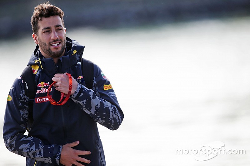 Si Red Bull rinde en Canadá, Ricciardo ve posible el título