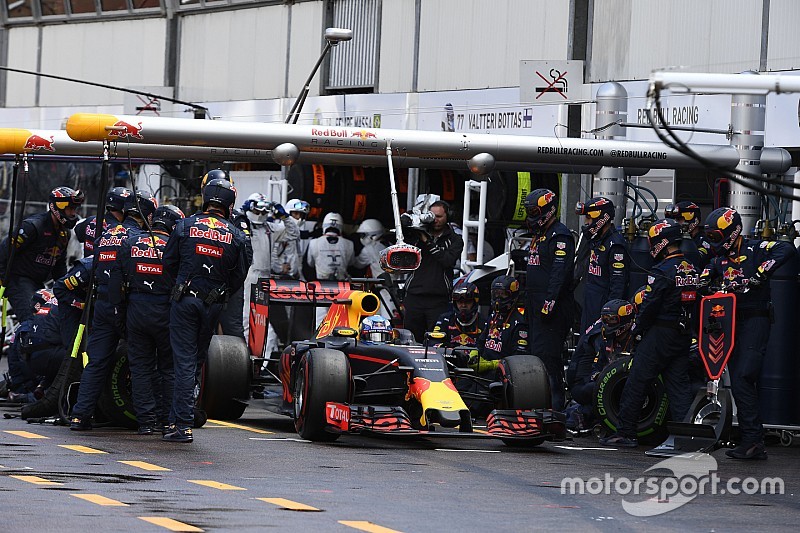 评论:为什么F1需要发生人为错误的风险来搅局比赛