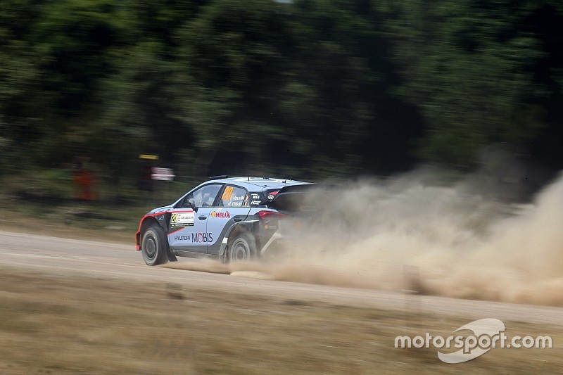 WRC Italië: Neuville als leider de slotdag in