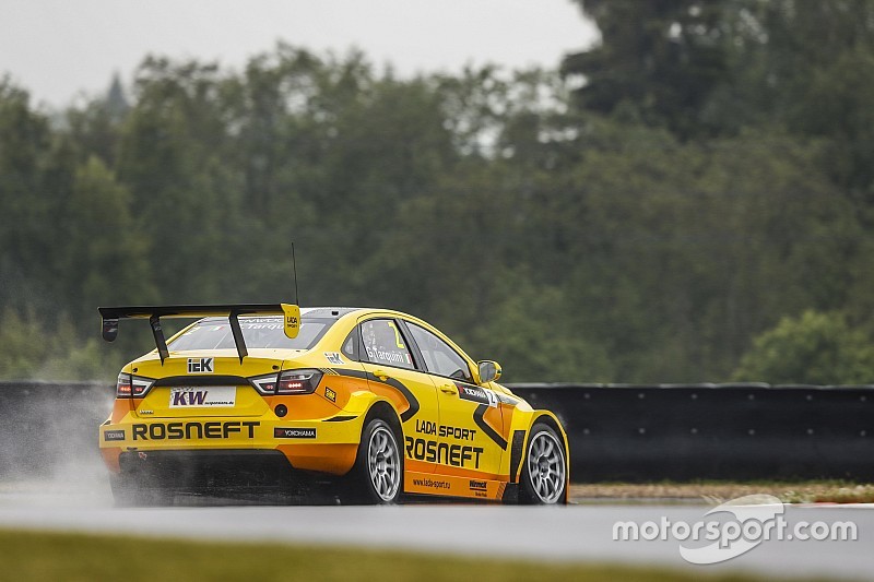 Gabriele Tarquini, LADA Sport Rosneft, Lada Vesta