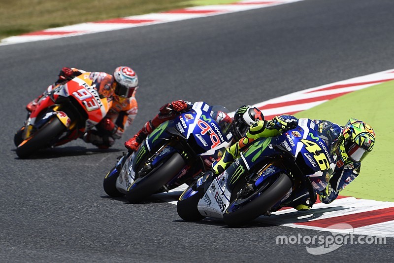 Márquez se lleva los puntos de Lorenzo y Rossi