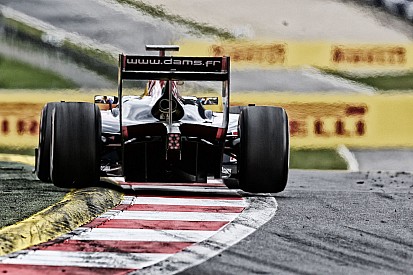 Horrorisztikus baleset a belga GP2-futamon: de Jong nagyot szállt