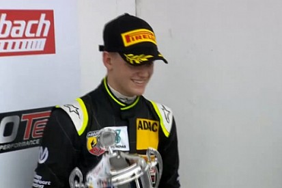 Mick Schumacher: Azonnal két baleset az első körön!