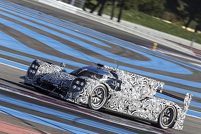 Képek Mark Webber első tesztjéről: Porsche LMP1