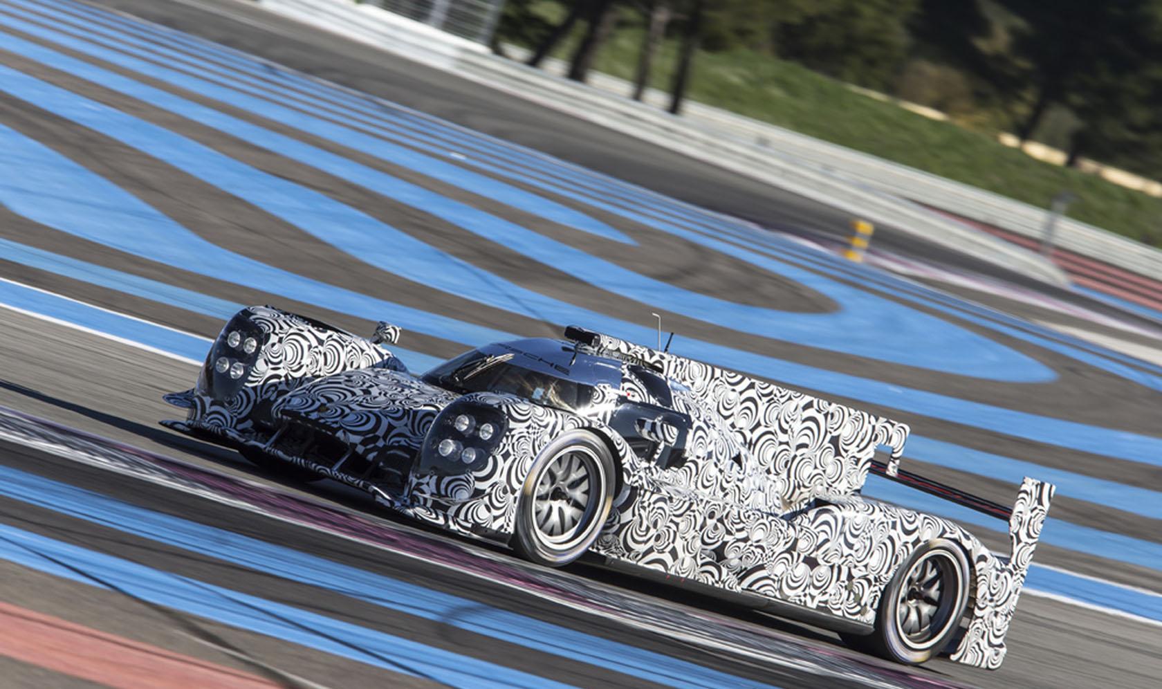 Képek Mark Webber első tesztjéről: Porsche LMP1