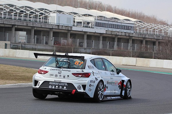 SEAT LEON Eurocup: Bús Edina a Hungaroringen tesztelt a B3 Racinggel: Kiss Pál Tamás az új csapattársa?