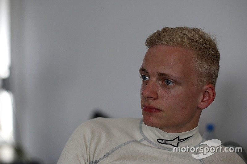 Il Team Engstler schiera Niklas Mackschin ad Oschersleben