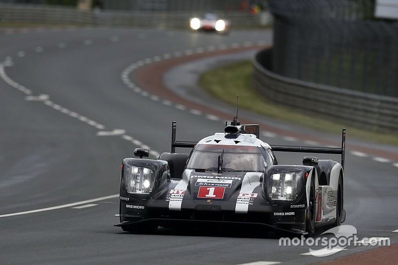 #1 Porsche Team Porsche 919 Hybrid: Timo Bernhard, Mark Webber, Brendon Hartley