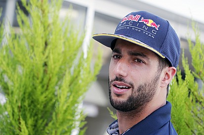 Ricciardo, contento con que su renovación hasta 2018 sea pública