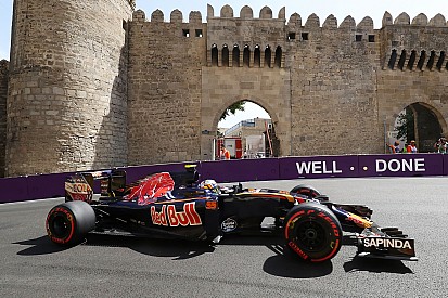 Pre-race gridstraffen voor Sainz en Magnussen