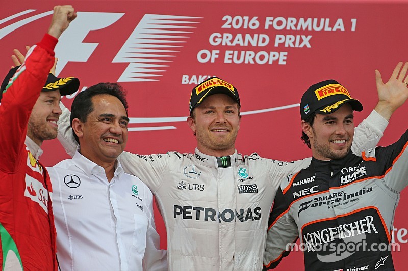 Avrupa GP: Bakü'nün ilk galibi Rosberg!