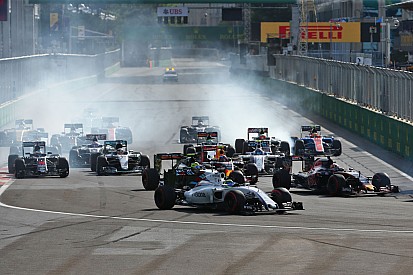 Bernie Ecclestone hoopt op nachtrace in Baku