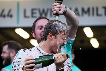 Rosberg Bakü'de kariyerinin ikinci grand slam'ini elde etti