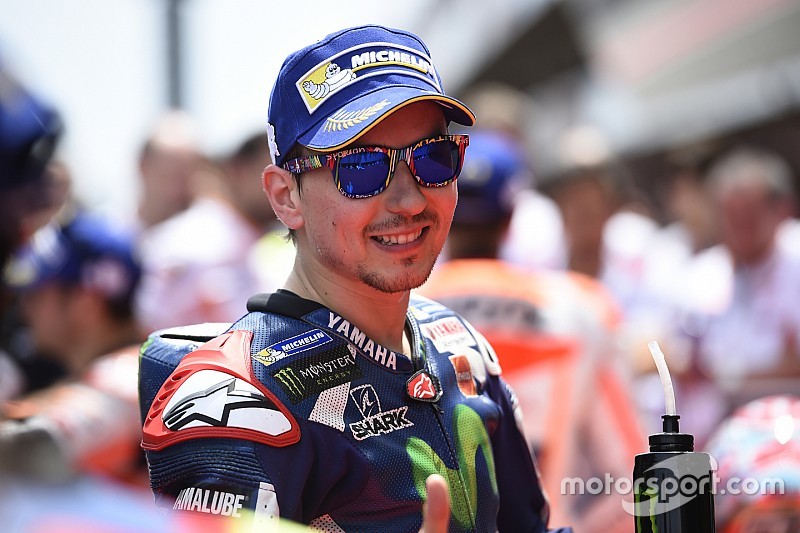 Jorge Lorenzo pasa control antidoping