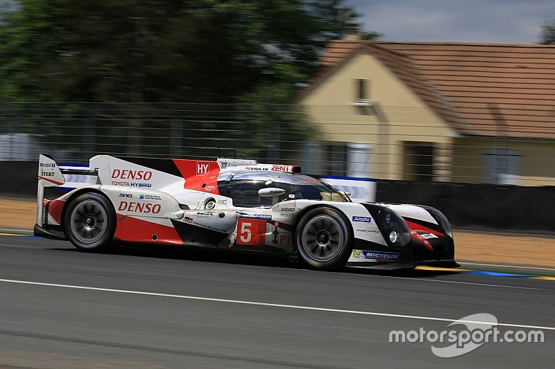 #5 Toyota Racing Toyota TS050 Hybrid: Anthony Davidson, Sébastien Buemi, Kazuki Nakajima