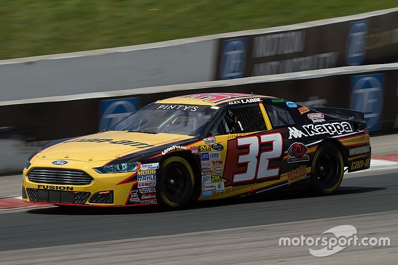 Alex Labbé décroche la pole position à l’Autodrome Chaudière