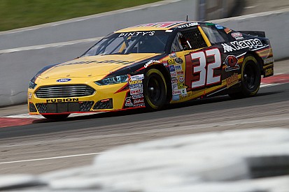 Revivez la victoire d’Alex Labbé en série NASCAR Pinty’s